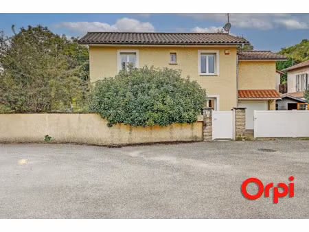 vente maison 5 pièces 118 m² à bourgoin-jallieu (38300)  299 000 €