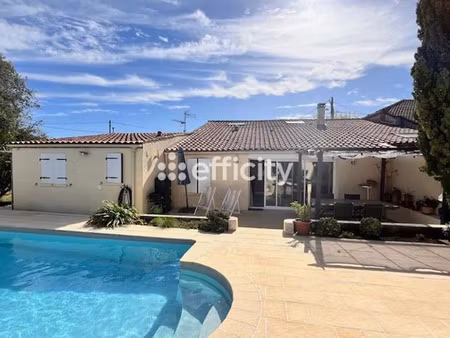 vente maison 5 pièces 156 m² à meschers-sur-gironde (17132)  377 500 €