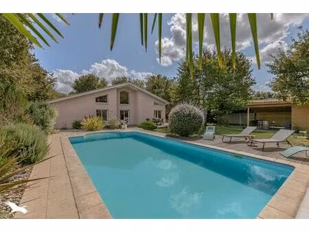 vente maison 7 pièces 178 m² saint-jean-d’illac (33127)