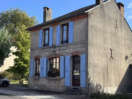haute vienne - ancien bureau de poste ? charmante maison familiale de 3 chambres