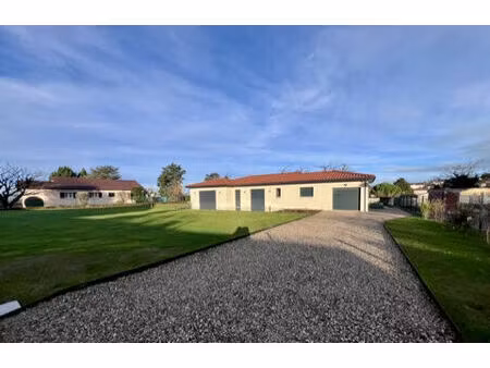 location maison 5 pièces 125 m² à montanay (69250)