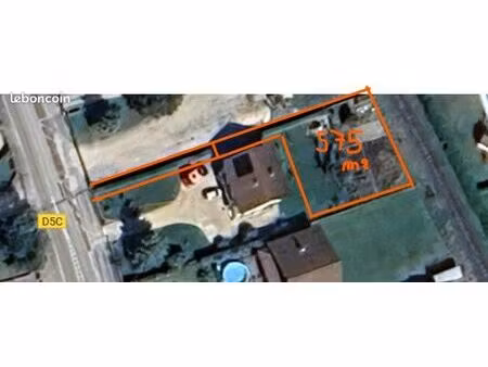 terrain viabilisé de 575 m2 constructible