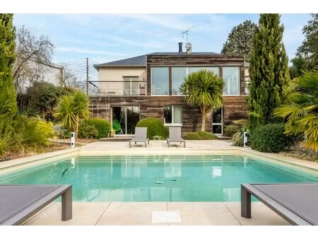 maison contemporaine à vendre dans le quartier pont du cens - petit port