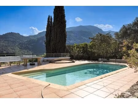 maison de luxe à vendre à saint-martin-du-var