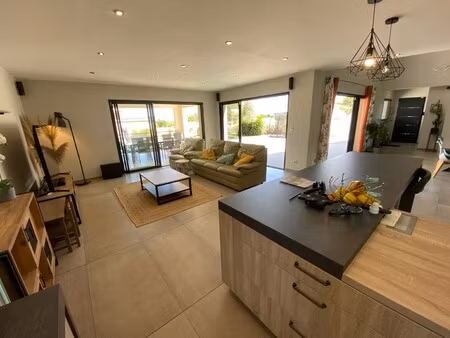 maison de luxe à vendre à jonquerettes