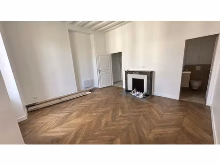 location appartement 2 pièces 48 m² à arpajon (91290)  920 €