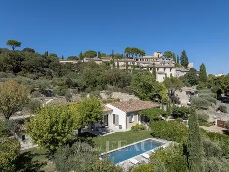 maison de luxe à vendre à joucas