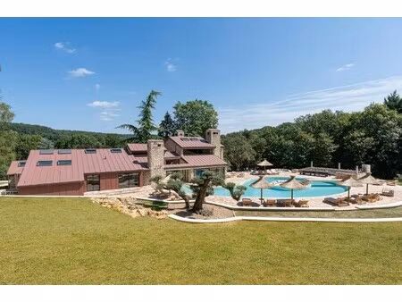 maison de luxe à vendre à milon-la-chapelle