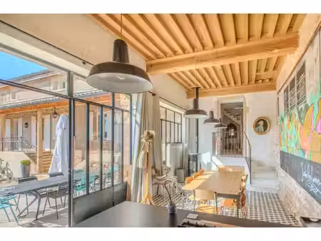 maison de luxe à vendre à solutré-pouilly