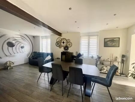 maison 5 pièces 92 m²