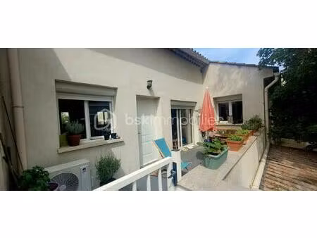 appartement de 87 m² à saint-paul-trois-chateaux