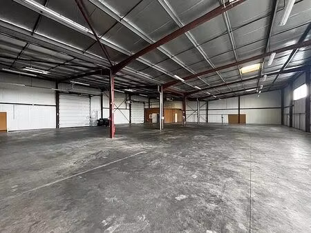 vente local d'activités fontaine le comte 1 337 m²
