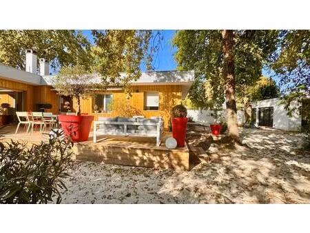 villa d'architecte plain-pied proche bassin