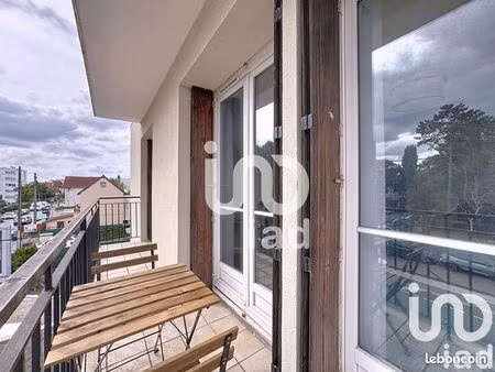 studio 1 pièce 40 m²