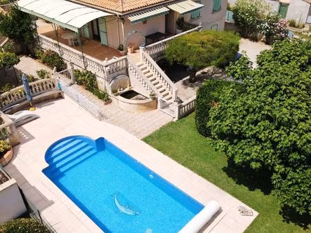 ? villa avec piscine  2 appartements – terrain arboré – sainte-tulle (04220)