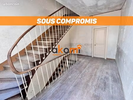 maison 10 pièces 217 m²