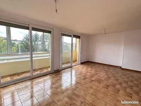 appartement 4 pièces 79 m²