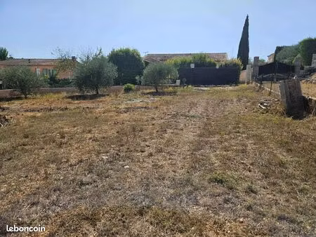 terrain 1222 m² flassans-sur-issole