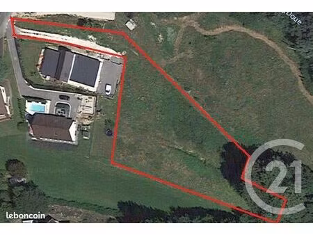 terrain 2 699 m² glay