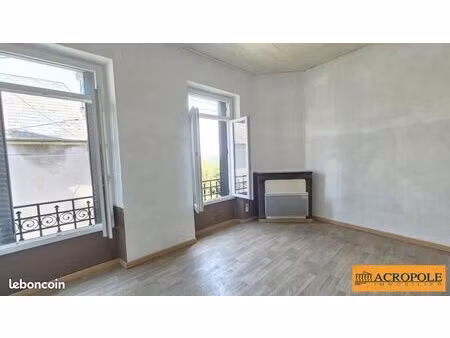 propriété 3 pièces 65 m²