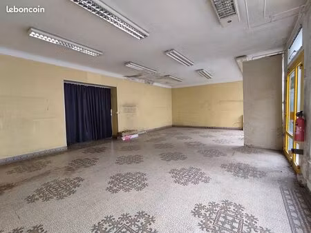 immeuble 8 pièces 254 m²