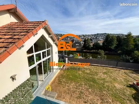 maison 6 pièces 135 m²