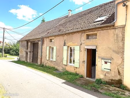 maison en pierres avec grange 10 minutes de pouilly en auxois