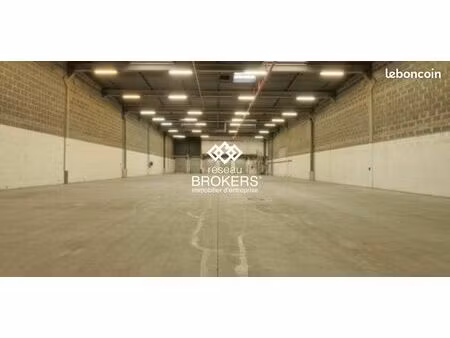 local 1393 m² herblay