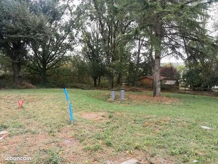 terrain verfeil 680 m²