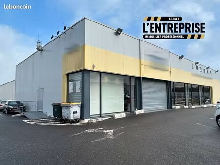 local commercial 1500 m² gouesnou