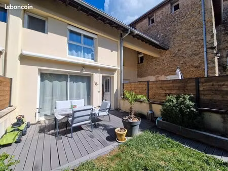 maison 86m² / jardin / garage / calme