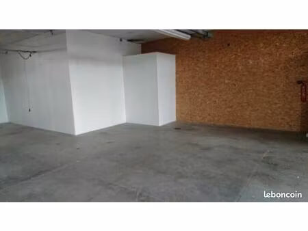 loue local commercial ou artisanale   atelier   stockage de 90 m2 a frasne