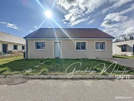 maison 5 pièces 85 m²