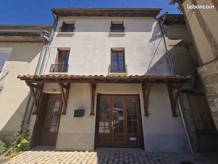 appartement 5 pièces 83 m²