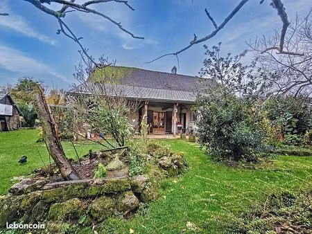 maison 4 pièces 137 m²