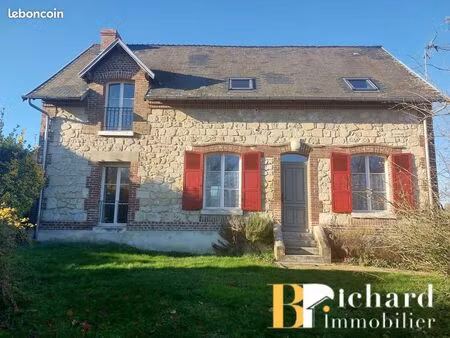 maison 10 pièces 140 m²