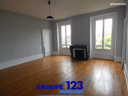 appartement 3 pièces 118 m²