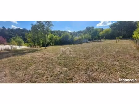 terrain 1406 m² jezainville