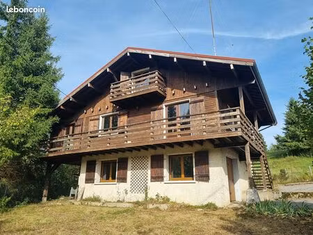 chalet 8 pièces 135 m²
