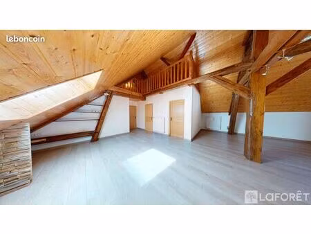 maison 6 pièces 201 m²