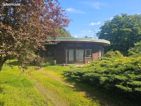 maison d'exception ronde avec 15574m2 de terrain boisé en bordure du cher
