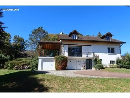 maison 6 pièces 180 m²