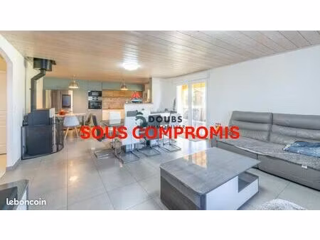 maison 7 pièces 160 m²