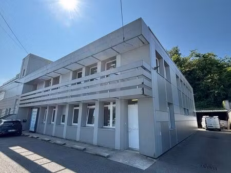 locaux 550 m² - montbeliard rue du port