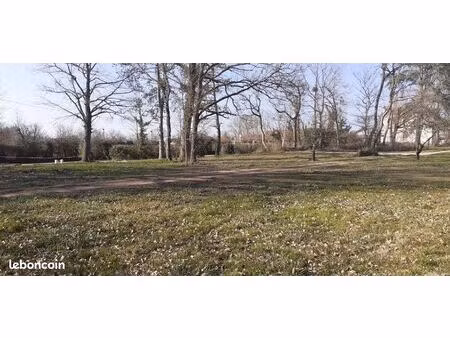 terrain 1205 m² lessard-le-national