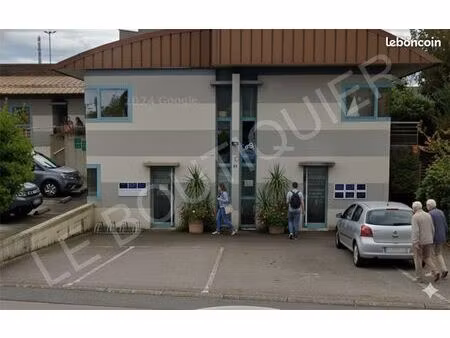 boutique 28 m² guilers