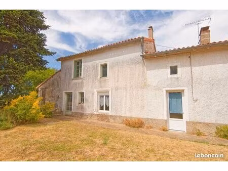 maison -4 pièces - 103 m2- habitable en l'état