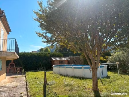 maison 6 pièces 157 m²