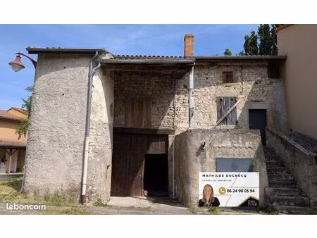 maison 3 pièces 200 m²