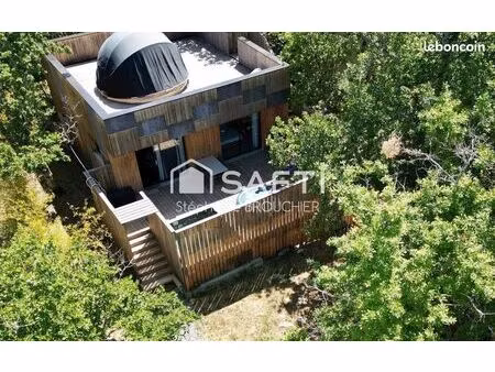 propriété 9 pièces 165 m²